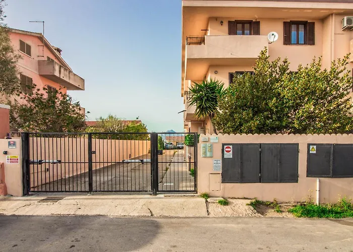 Guesthost - Oasis W Two Balconies! Lejlighed